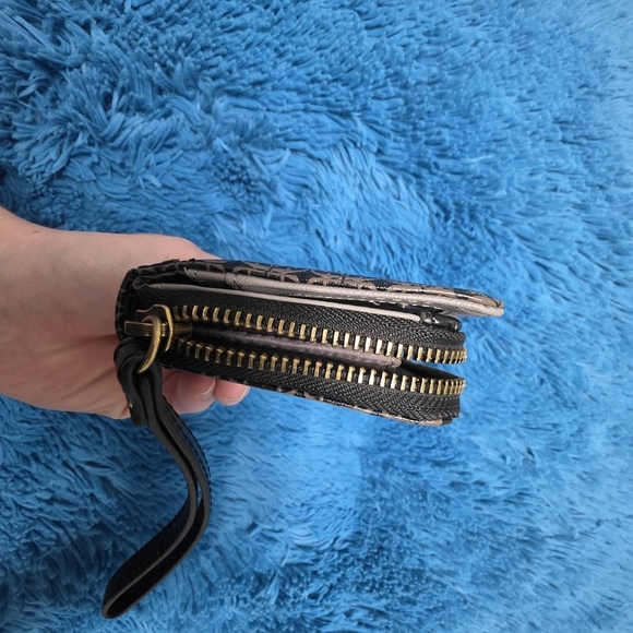 Fossil Madison Zip Clutch Wristlet Wallet - Picture 5 of 11